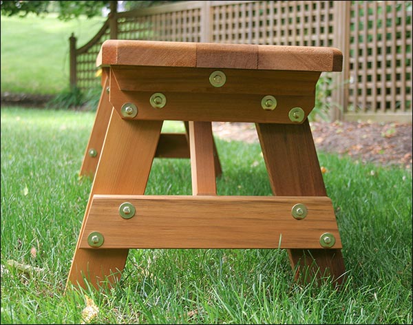 Red Cedar Picnic Table w/Benches